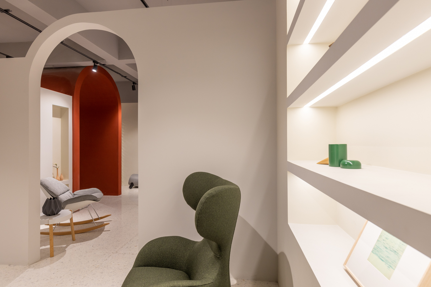 Solid Wood Furniture Repair Methods 深圳市金百玛工贸有限公司